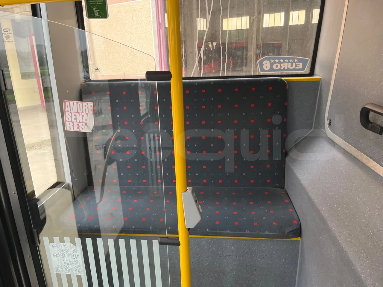 Solaris Urbino 12 - Euro6 - 240kW - 12mt - single seat detail