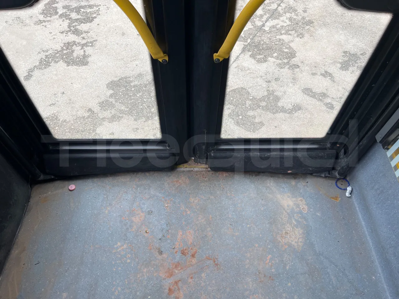 Solaris Urbino 12 - Euro6 - 240kW - 12mt - door mechanism photo