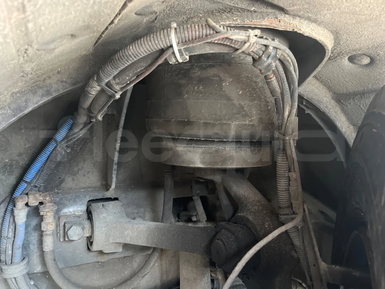 Solaris Urbino 12 - Euro6 - 240kW - 12mt - front air springs left