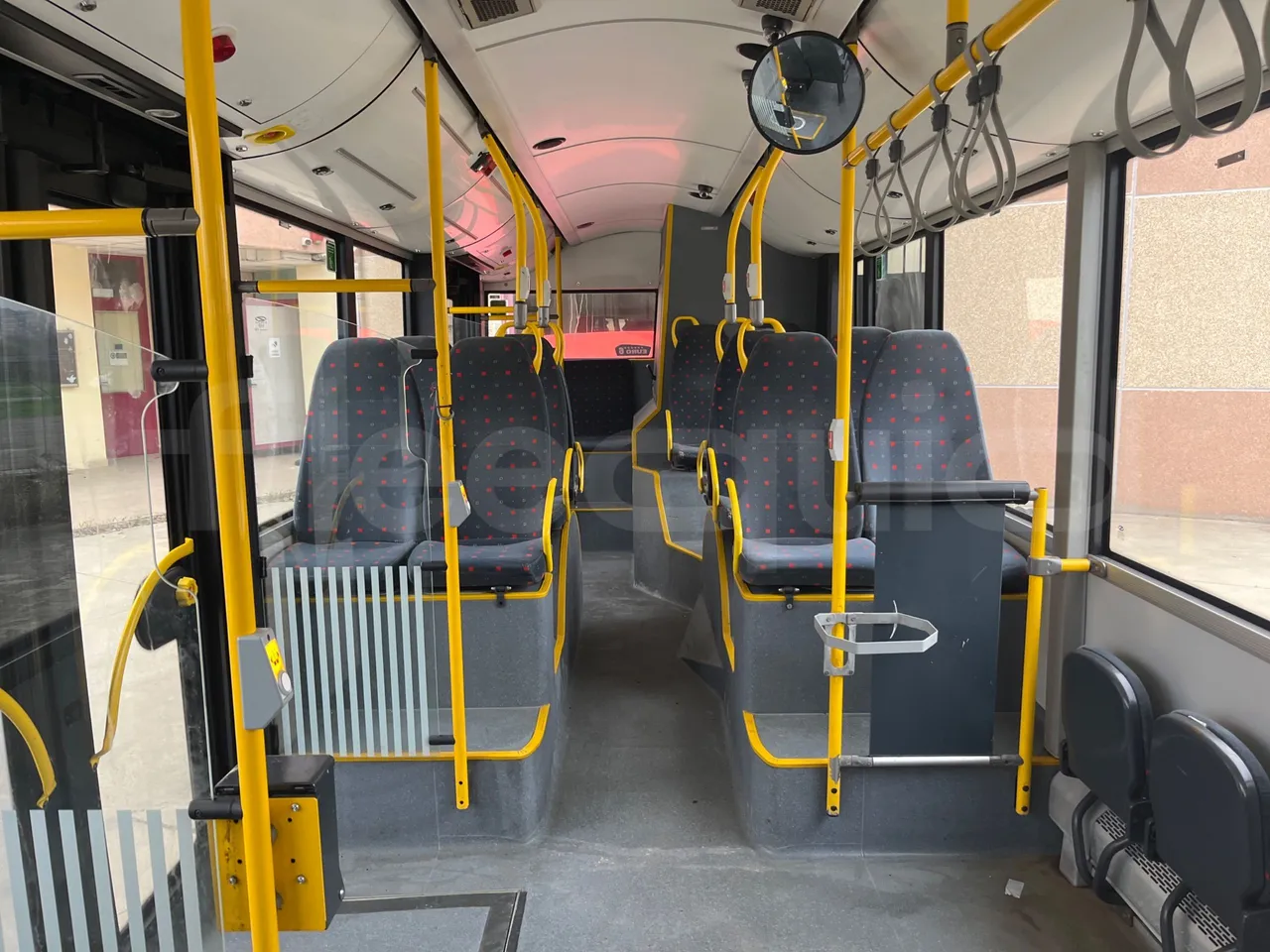 Solaris Urbino 12 - Euro6 - 240kW - 12mt - interior reverse seats driver height