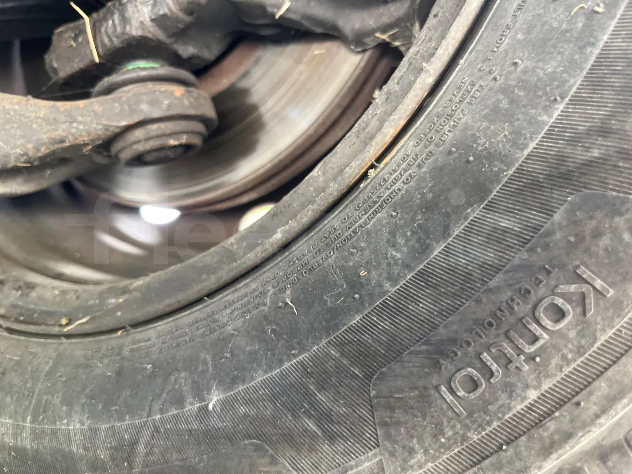 Renault Master NDDYL6 - EUR4 - 107kW - 5,899m - front discs left