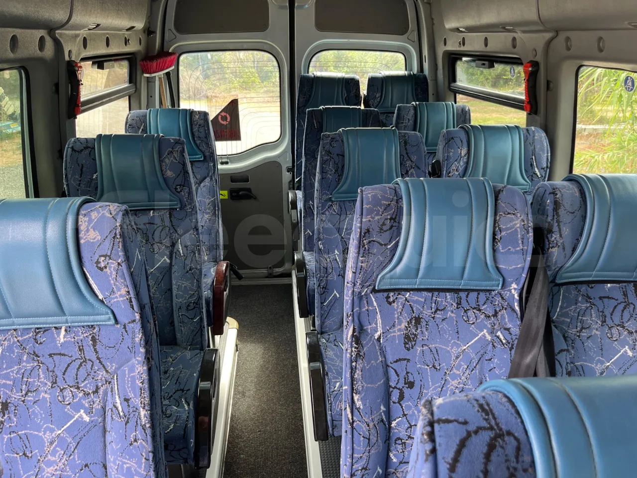 Renault Master NDDYL6 - EUR4 - 107kW - 5,899m - interior reverse seats driver height (mandatory for bus to scrap)