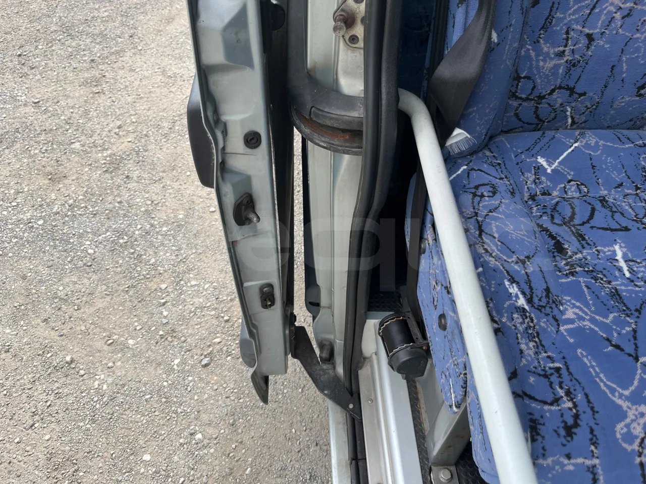 Renault Master NDDYL6 - EUR4 - 107kW - 5,899m - hostess seat photo