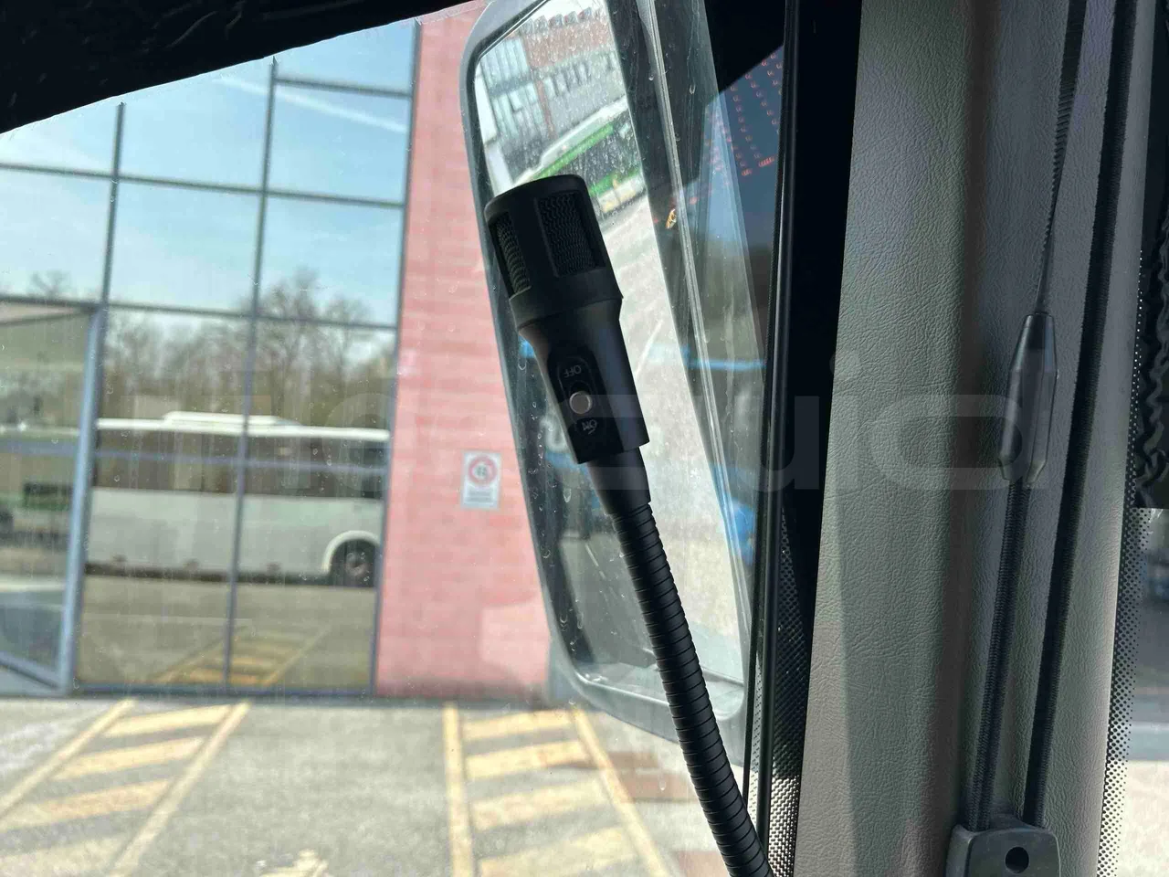 Irisbus Arway SFR160 - Euro5 - 280kW - 11.990mt - driver microphone accessories photo