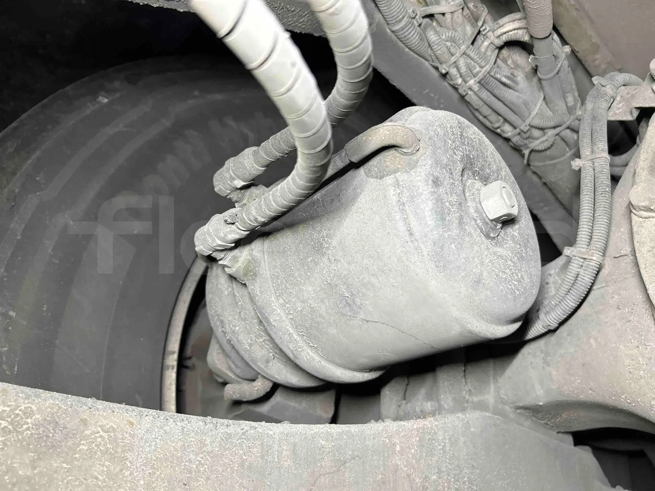 Irisbus Arway SFR160 - Euro5 - 280kW - 11.990mt - axle 2 caliper brakes left