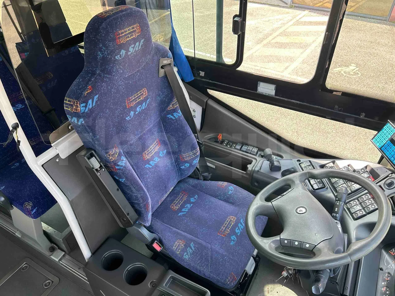 Irisbus Arway SFR160 - Euro5 - 280kW - 11.990mt - driver's seat photo