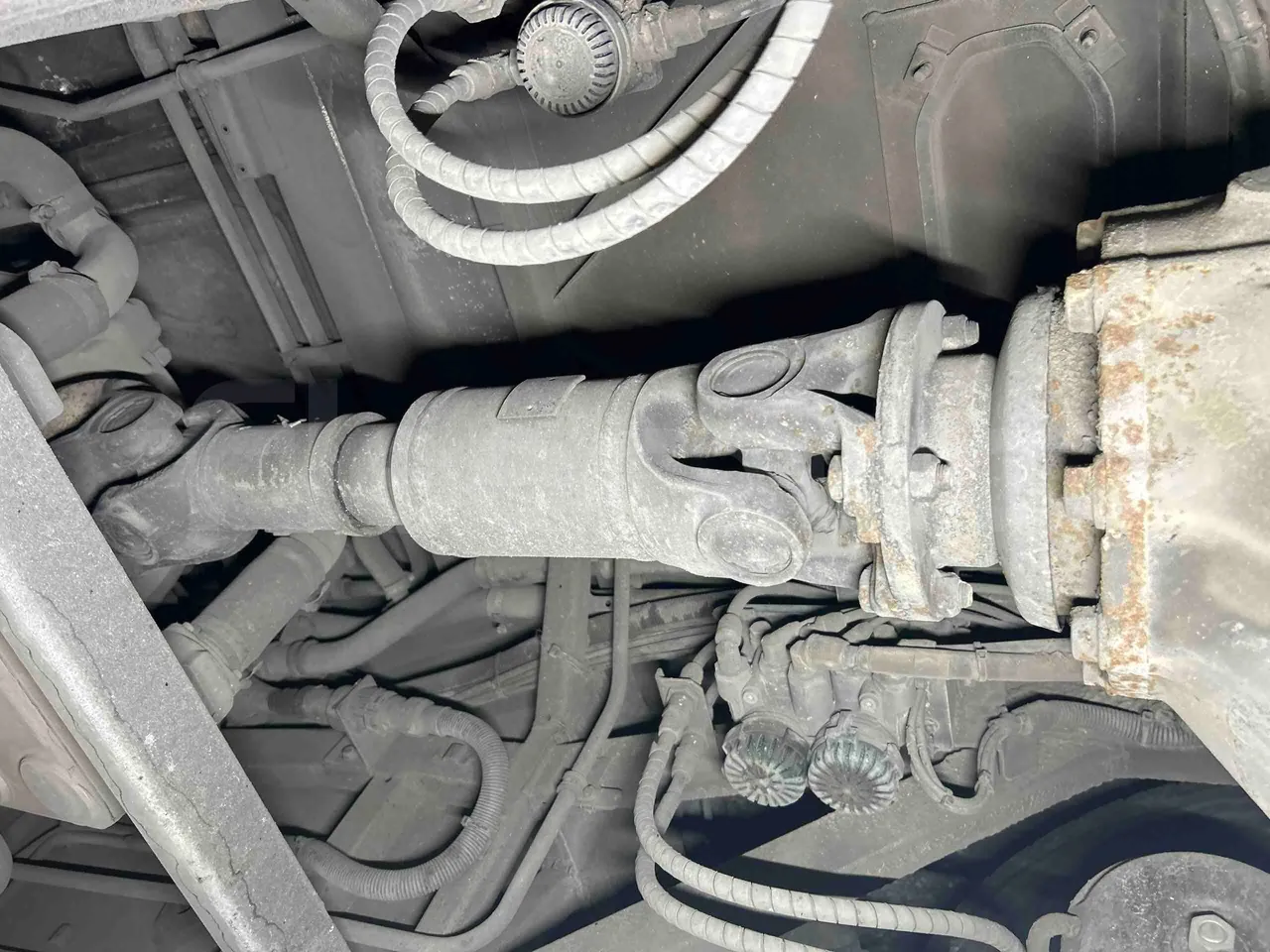 Irisbus Arway SFR160 - Euro5 - 280kW - 11.990mt - driveshaft photo