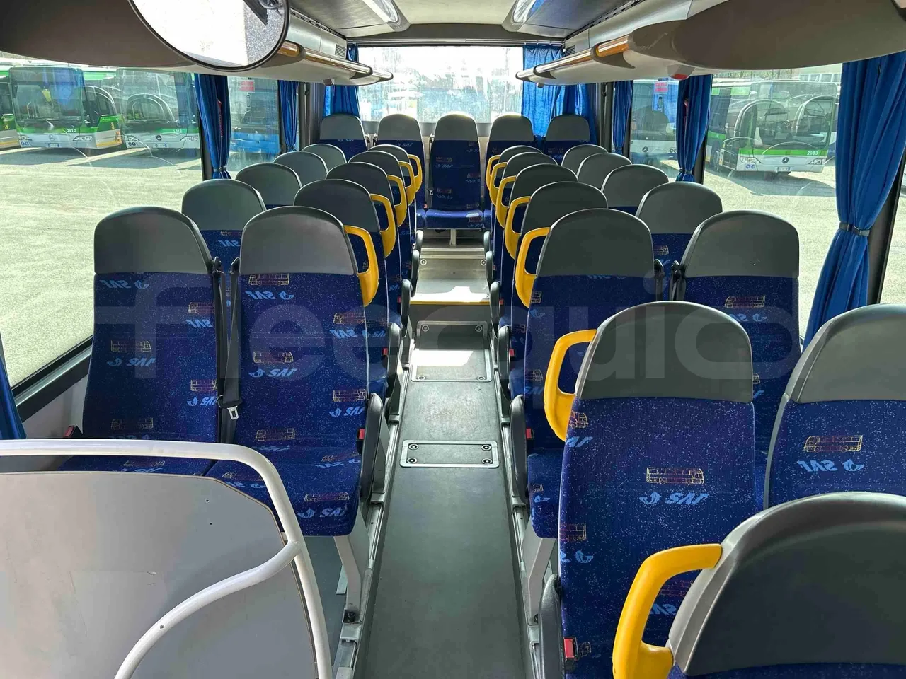 Irisbus Arway SFR160 - Euro5 - 280kW - 11.990mt - reverse view middle aisle