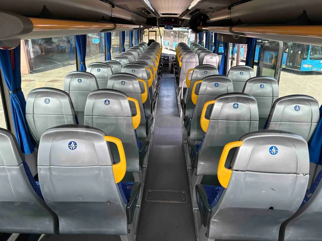 Irisbus Arway SFR160 - Euro5 - 280kW - 11.990mt - forward view all seats last row height