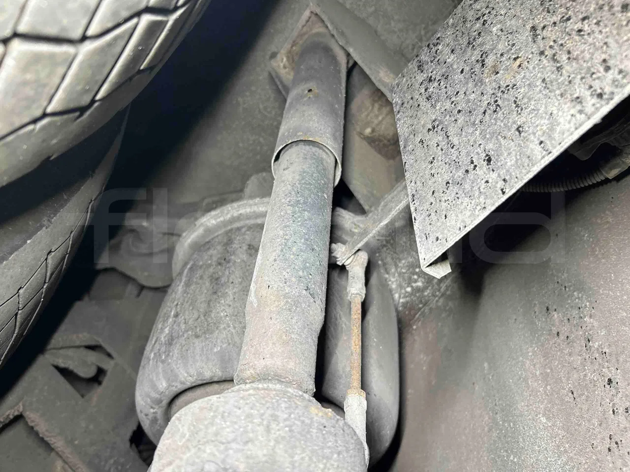 Irisbus Arway SFR160 - Euro5 - 280kW - 11.990mt - axle 2 shock absorbers 1 right