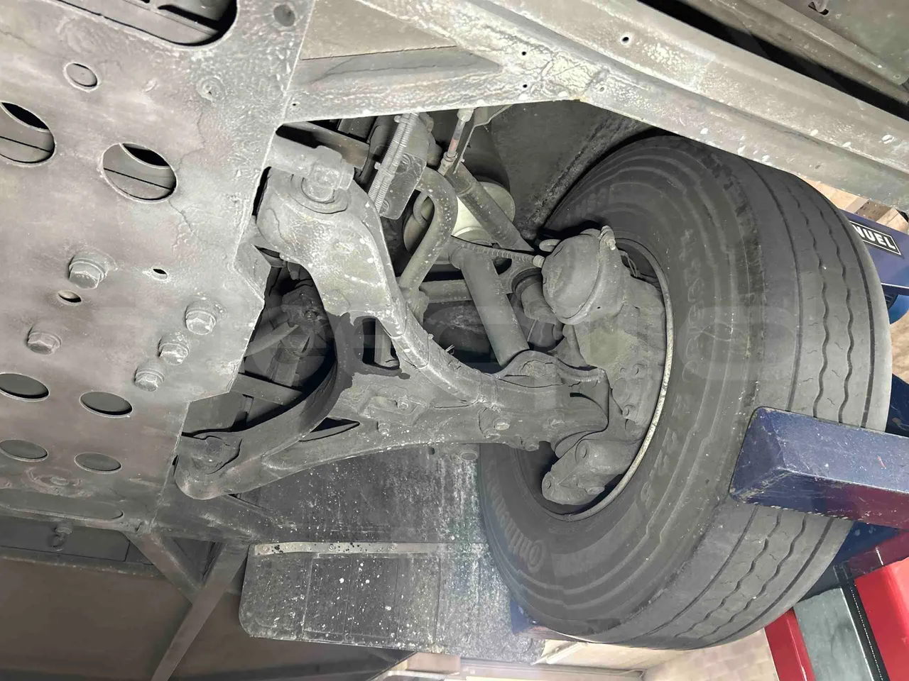 Irisbus Arway SFR160 - Euro5 - 280kW - 11.990mt - front axle left side