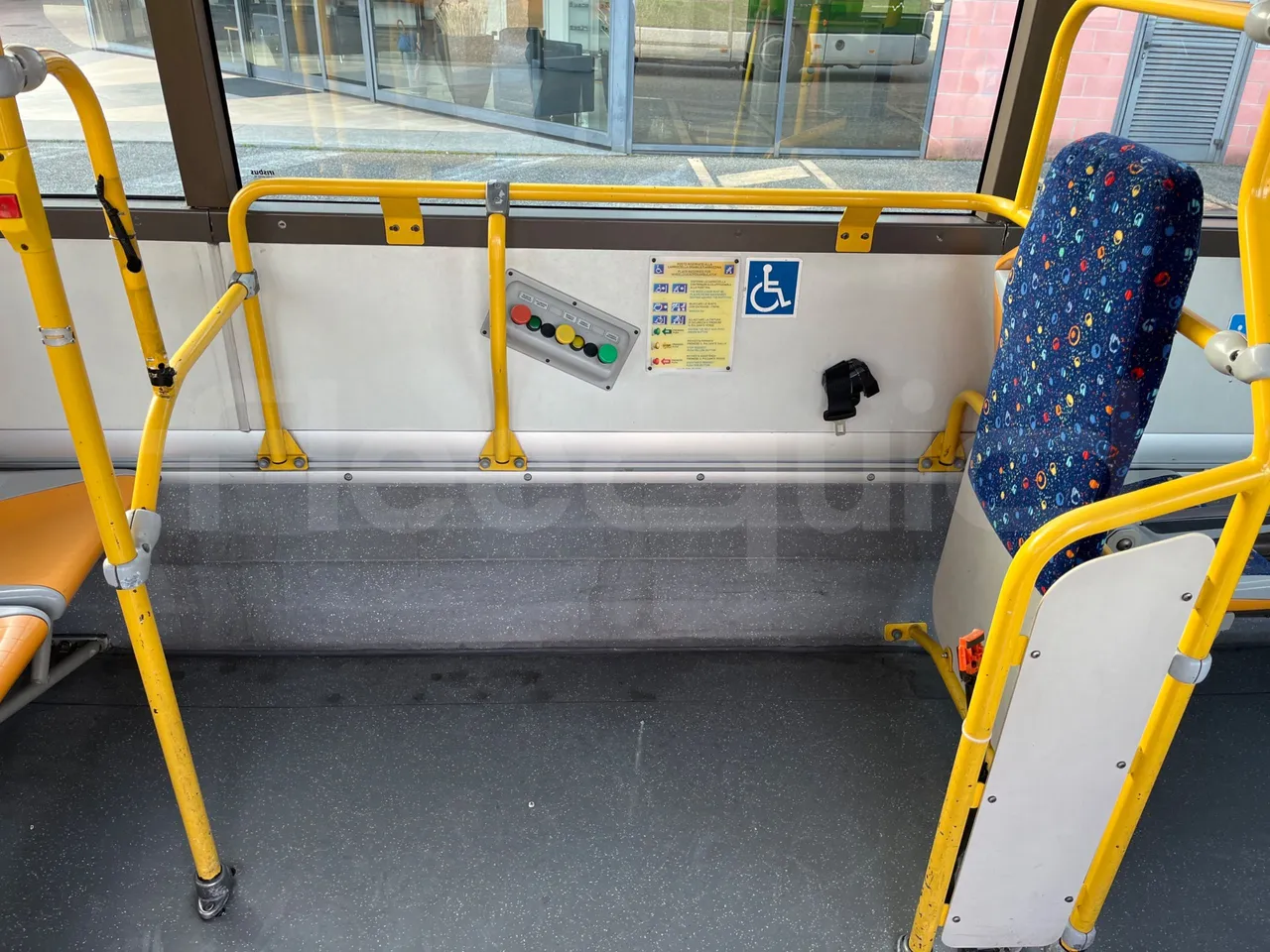 Irisbus Citelis PS09D1 PS09D1-98  - Euro5 - 213kW - 11.990mt - disabled area photo