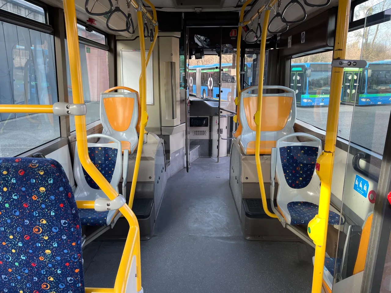 Irisbus Citelis PS09D1 PS09D1-98  - Euro5 - 213kW - 11.990mt - forward view all seats last row height