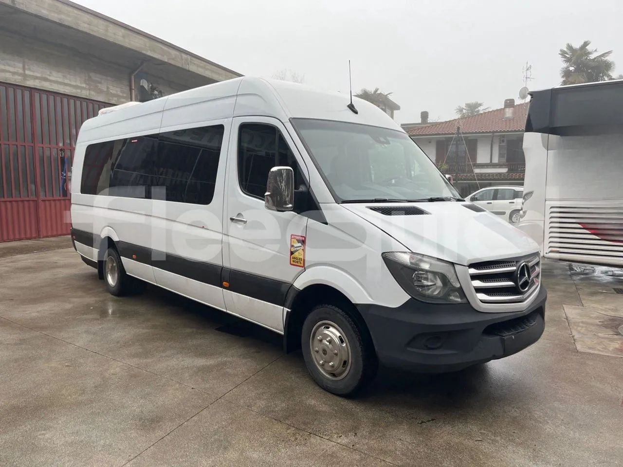 Mercedes-Benz Sprinter 906BB50 - Euro6 - 120kW - 7.361mt - Base cover photo