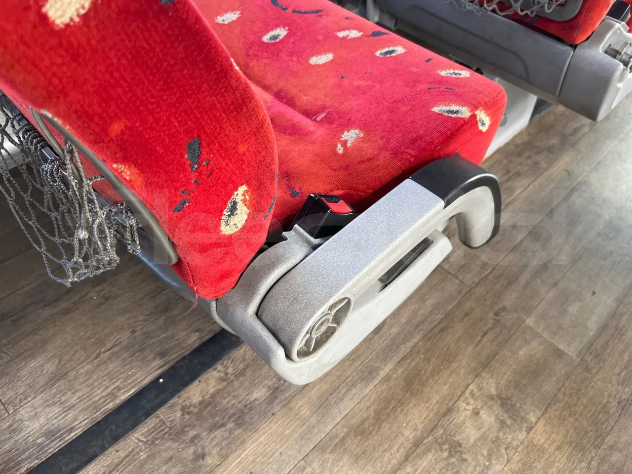 Bova B V Futura FHD FHD - Euro5 - 266kW -10.455mt - armrest detail photo