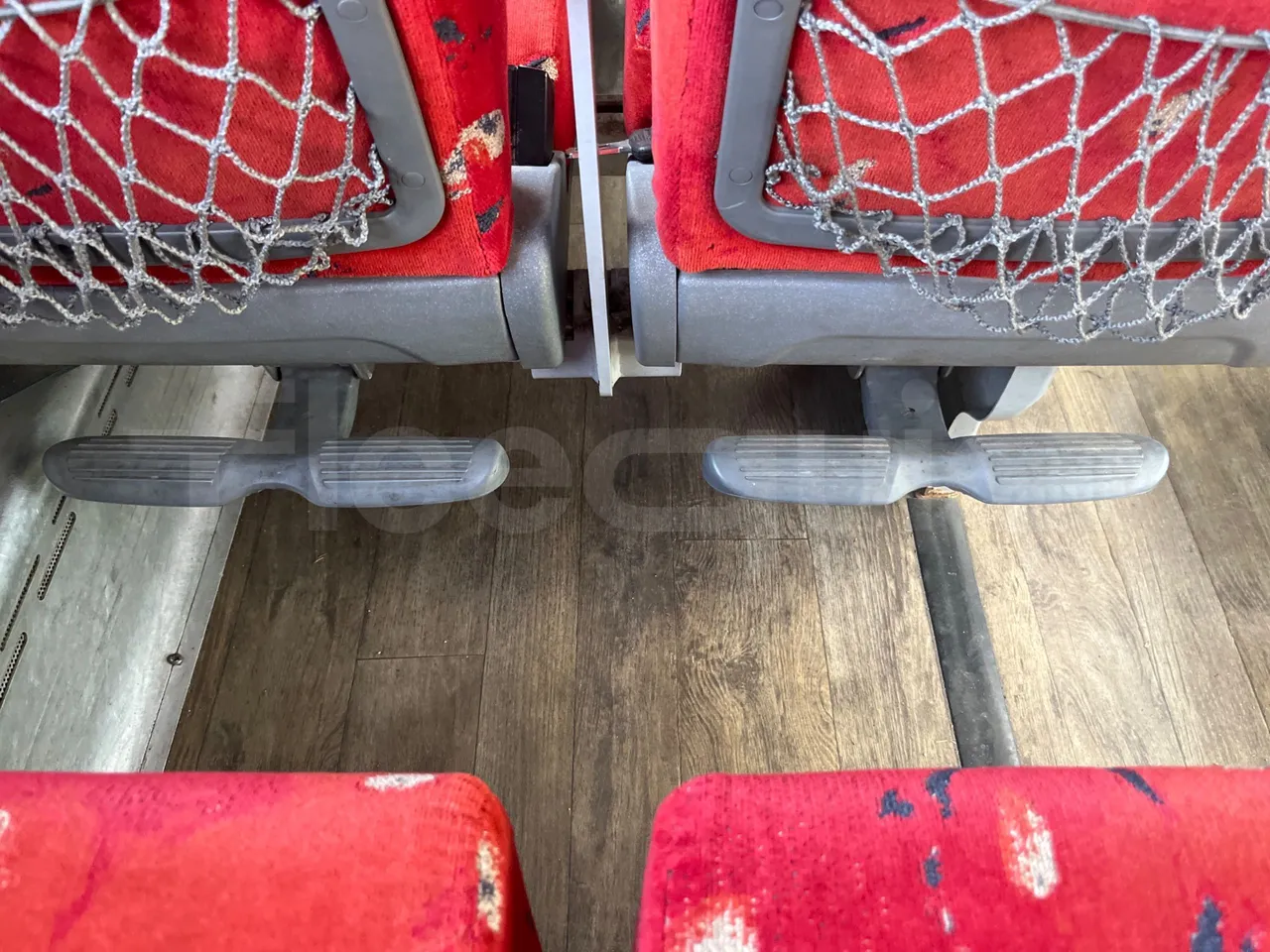 Bova B V Futura FHD FHD - Euro5 - 266kW -10.455mt - footrest detail photo