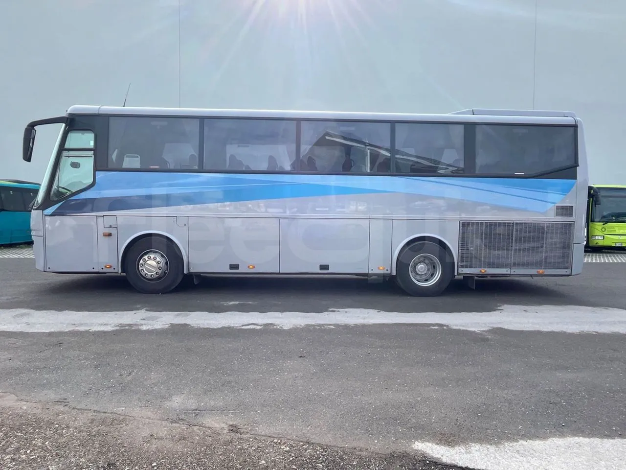 Bova B V Futura FHD FHD - Euro5 - 266kW -10.455mt - left side photo