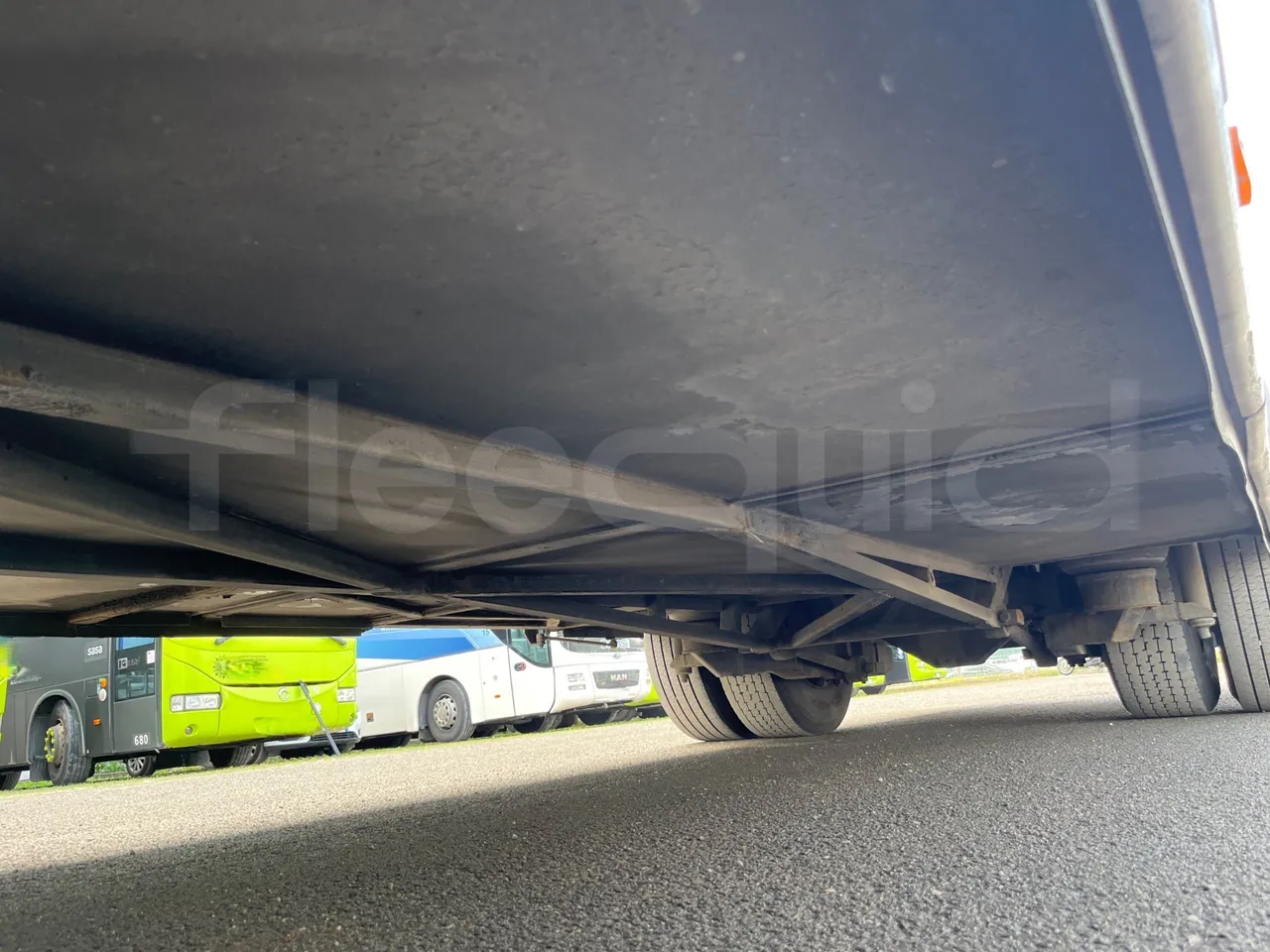 Bova B V Futura FHD FHD - Euro5 - 266kW -10.455mt - central undercarriage photo