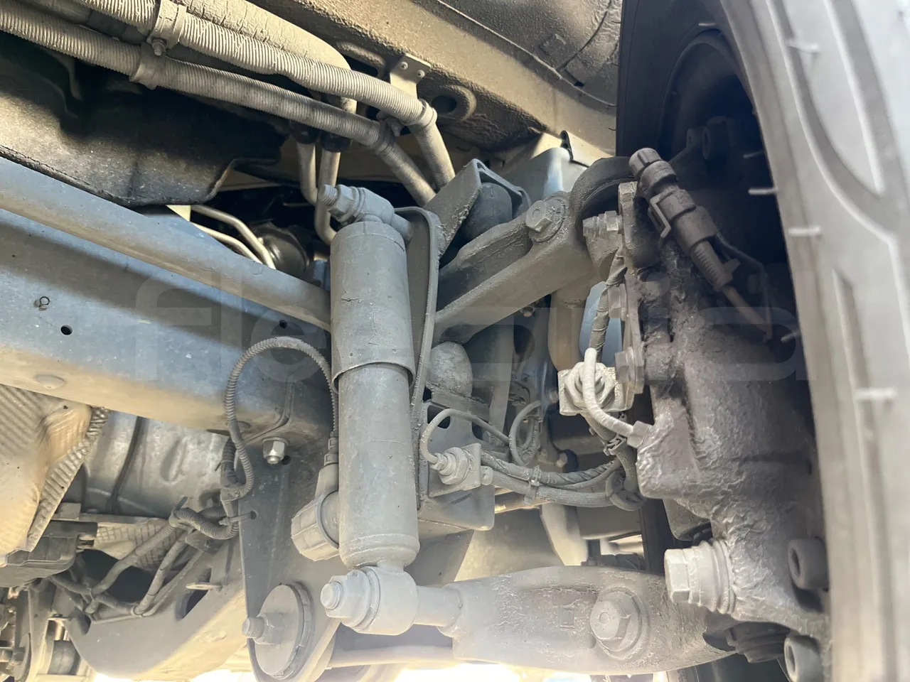 Iveco Daily   A65C18 - Euro6 - 129kW - 7.686mt - front shock absorbers right