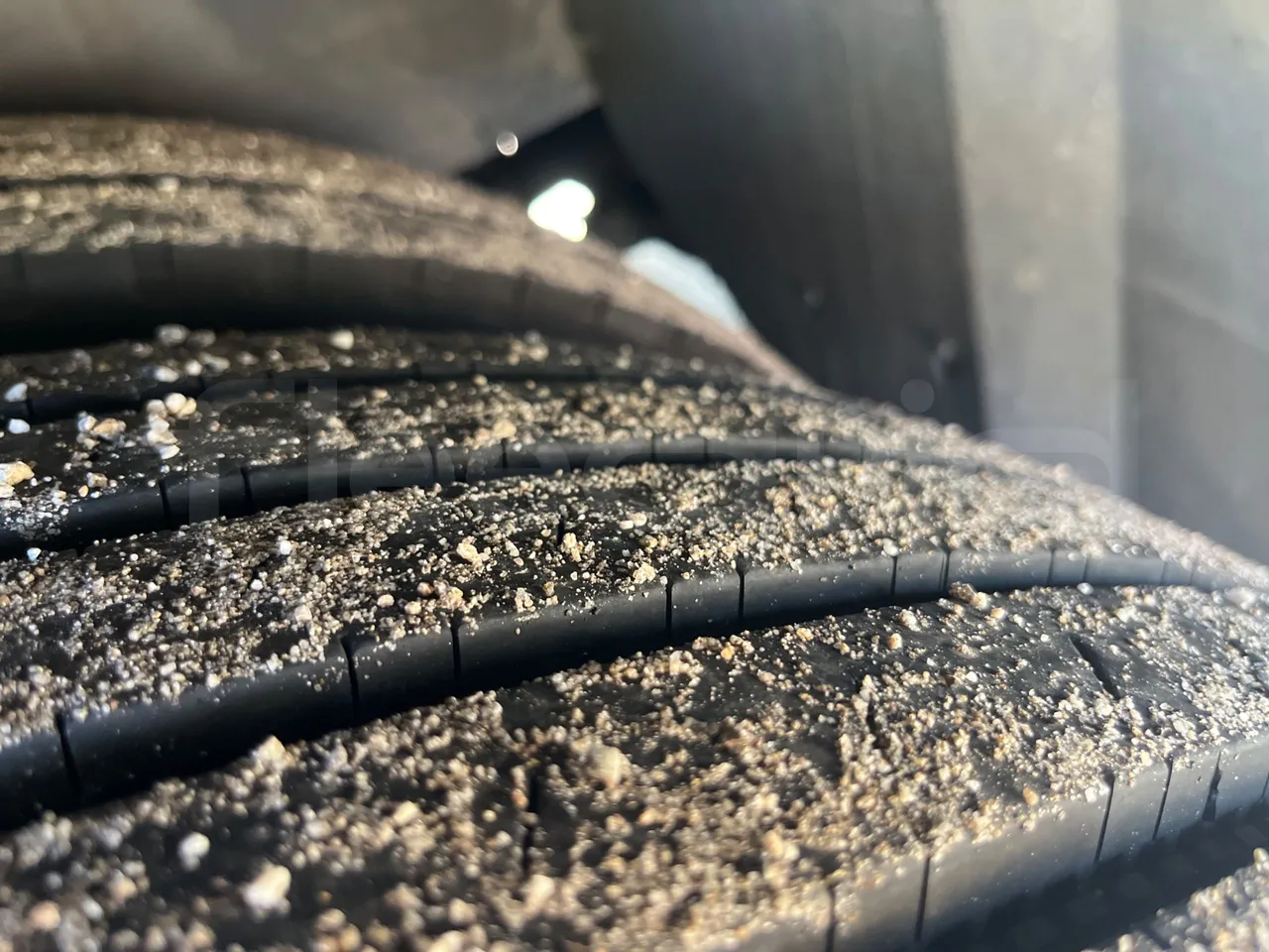 Man Lion's Coach AG R07 - EUR3 - 301kW - 12m -  D2866 LOH34 - tread condition second axle tires right