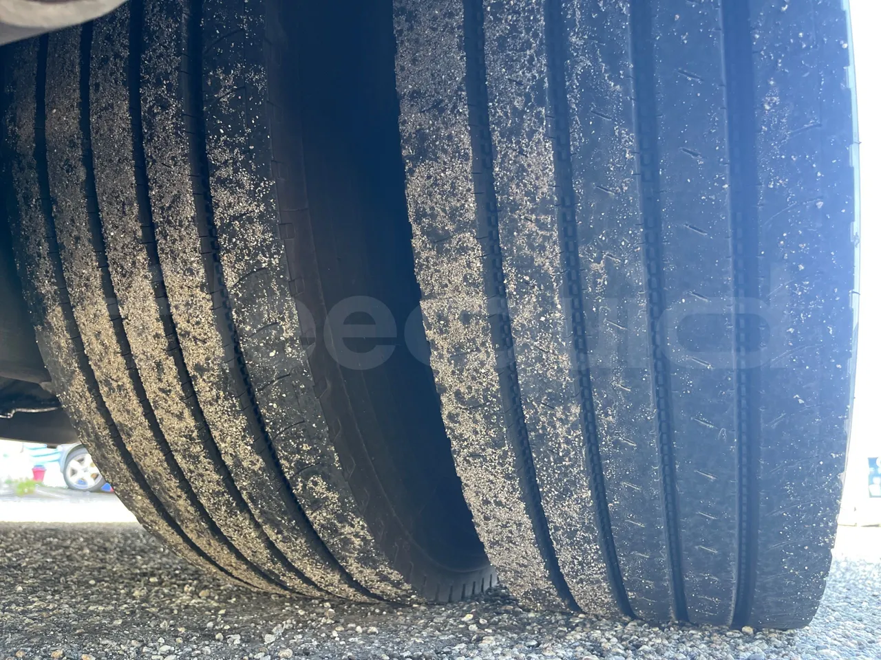 Man Lion's Coach AG R07 - EUR3 - 301kW - 12m -  D2866 LOH34 - tread condition third axle tires left