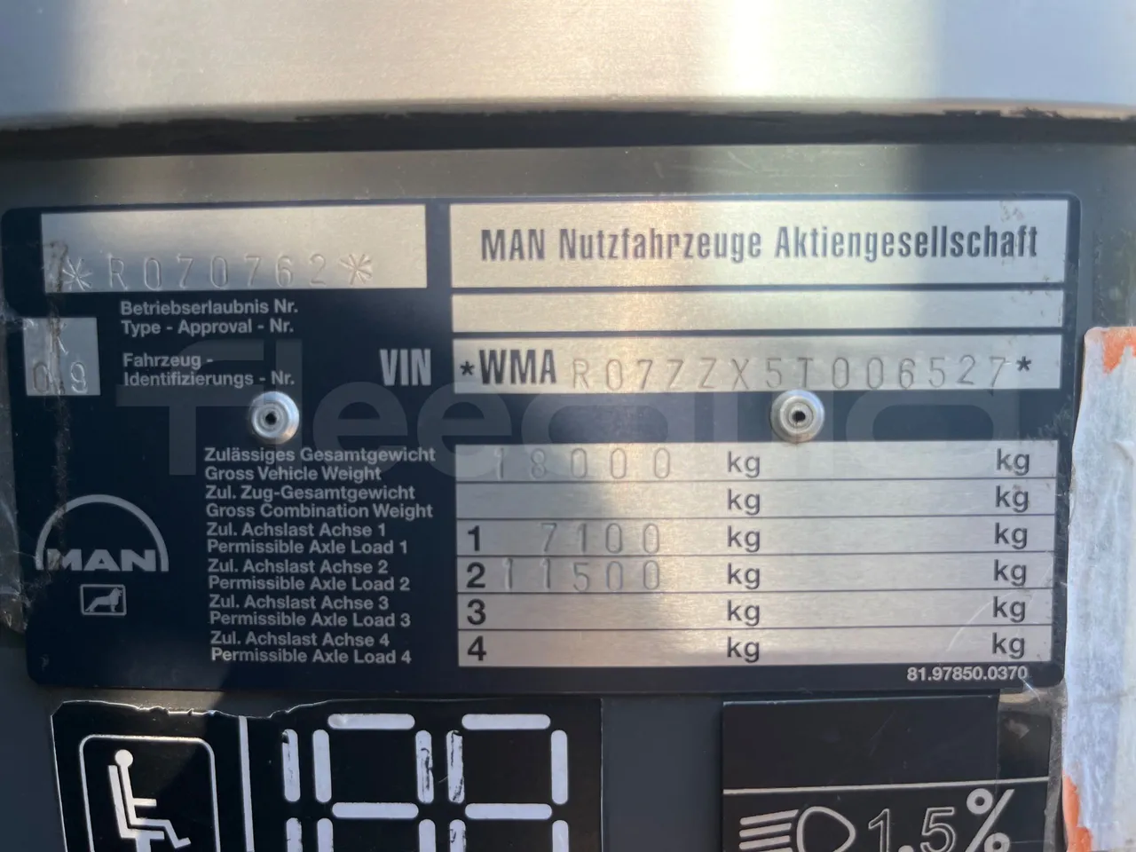 Man Lion's Coach AG R07 - EUR3 - 301kW - 12m -  D2866 LOH34 - vehicle plate photo