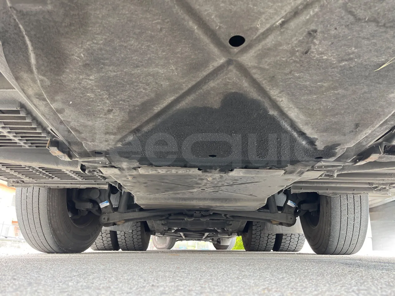 Setra S517 - central axle (18m)