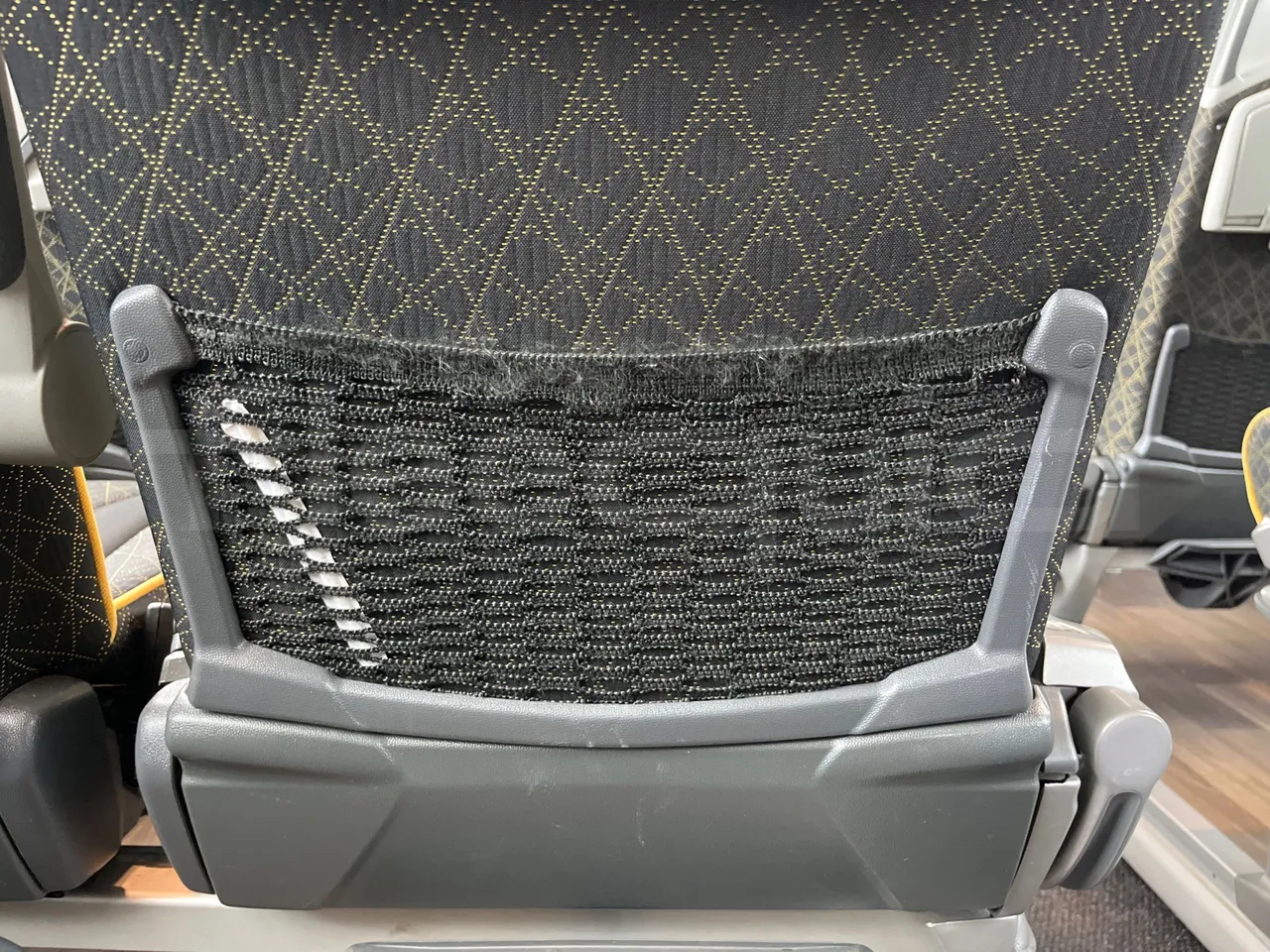 Setra S517 - mesh detail photo