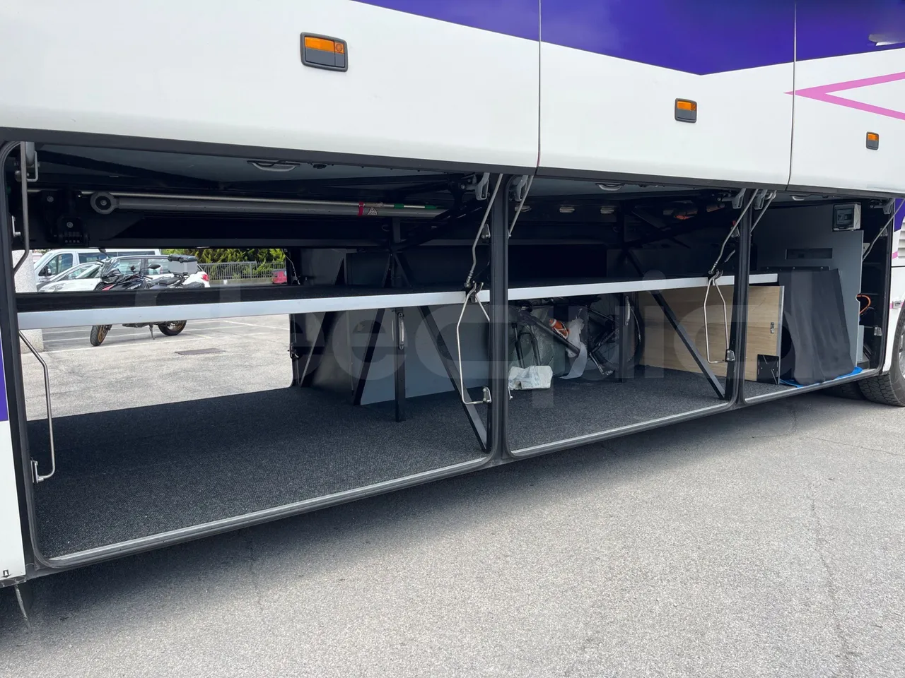 Setra S517 - internal frame rust check