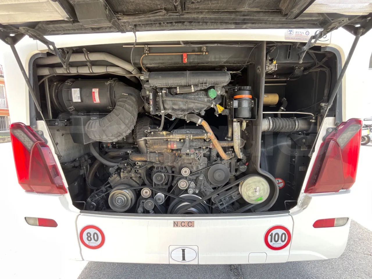 Setra S517 - rear hatch open
