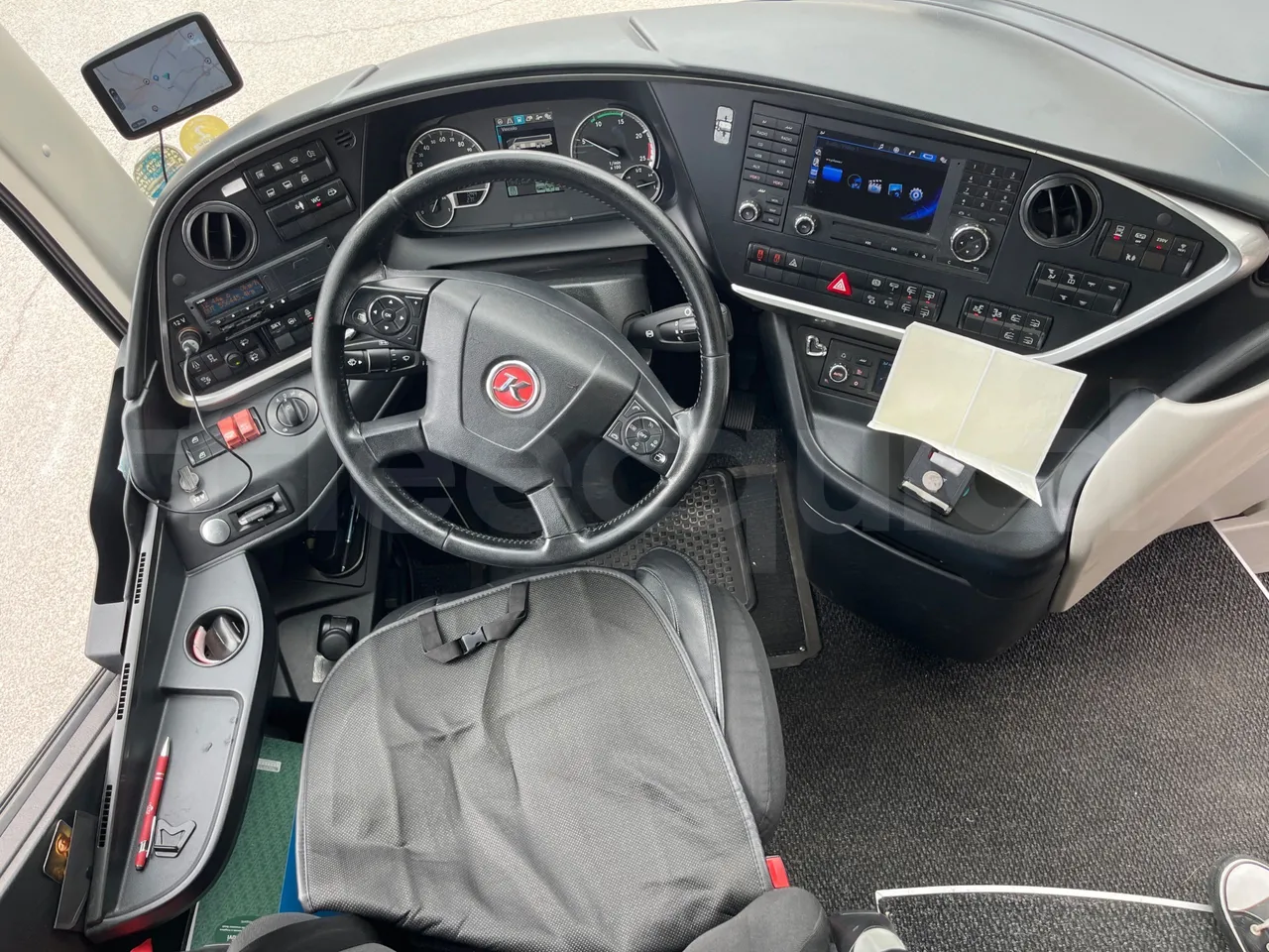 Setra S517 - steering wheel photo