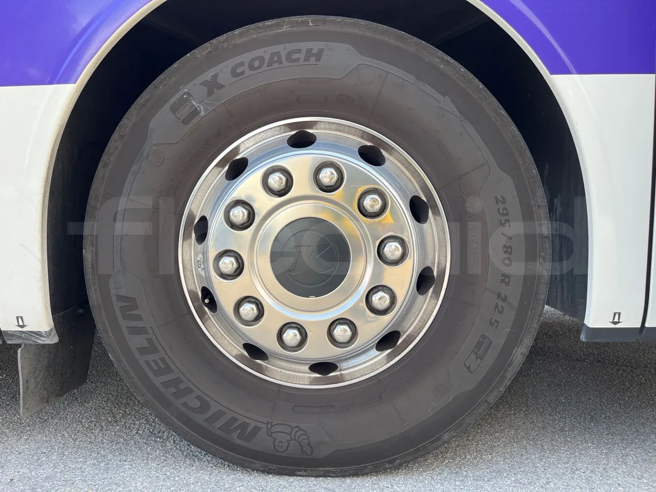 Setra S517 - front left tire measurements
