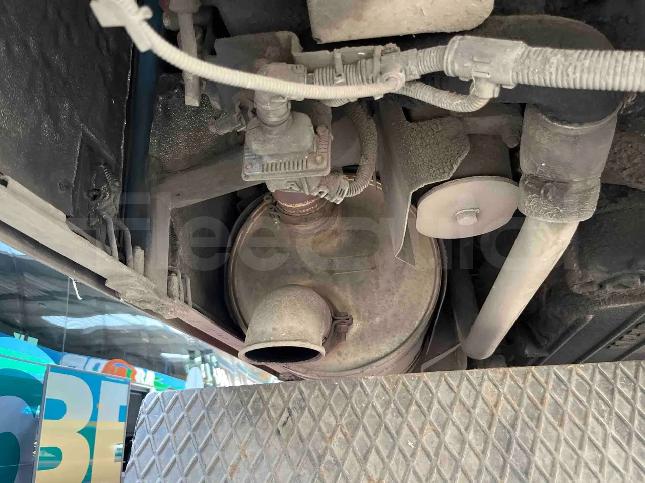 Man A20 - exhaust photo