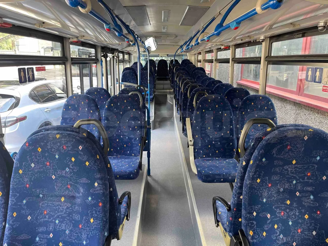 Man A20 - handrails photo