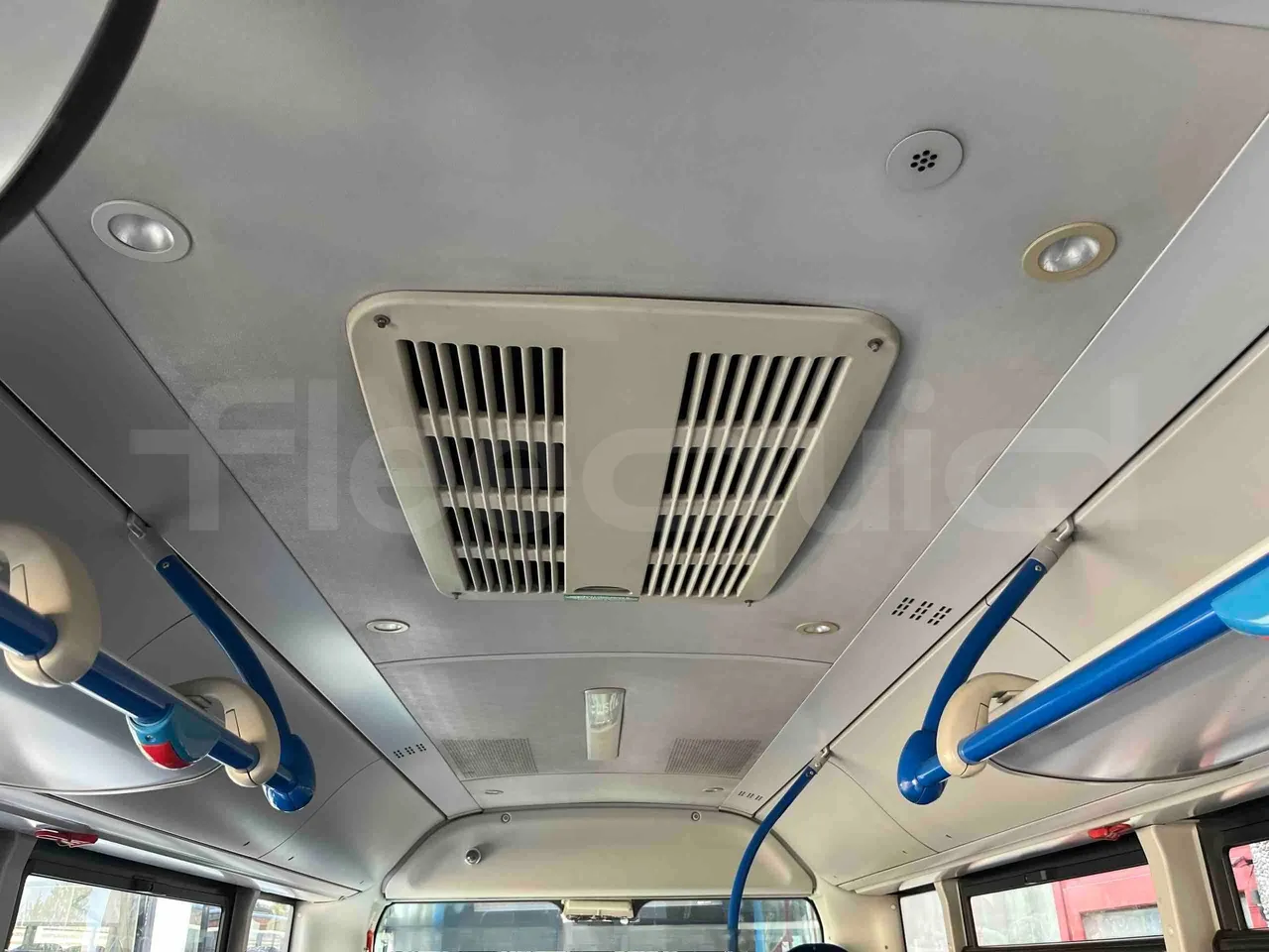 Man A20 - roof hatch 2
