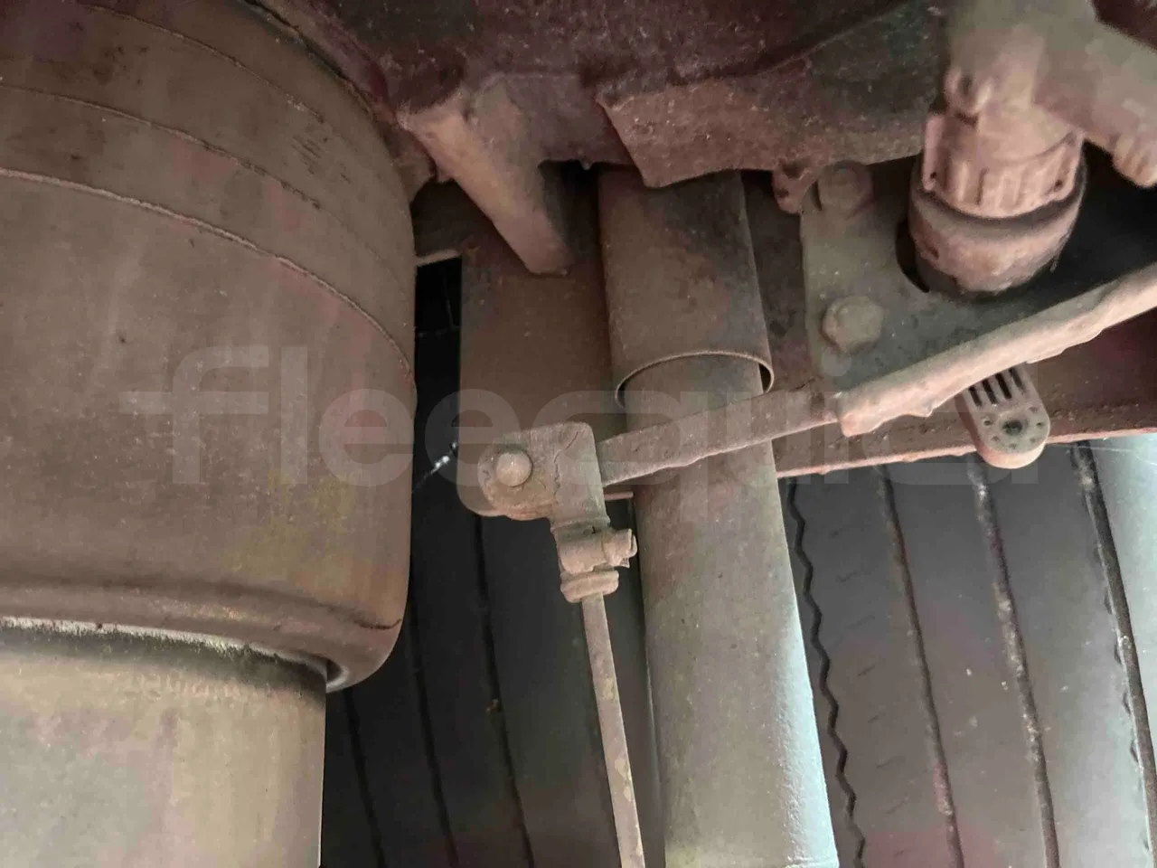 Man A20 - axle 2 shock absorbers 1 left