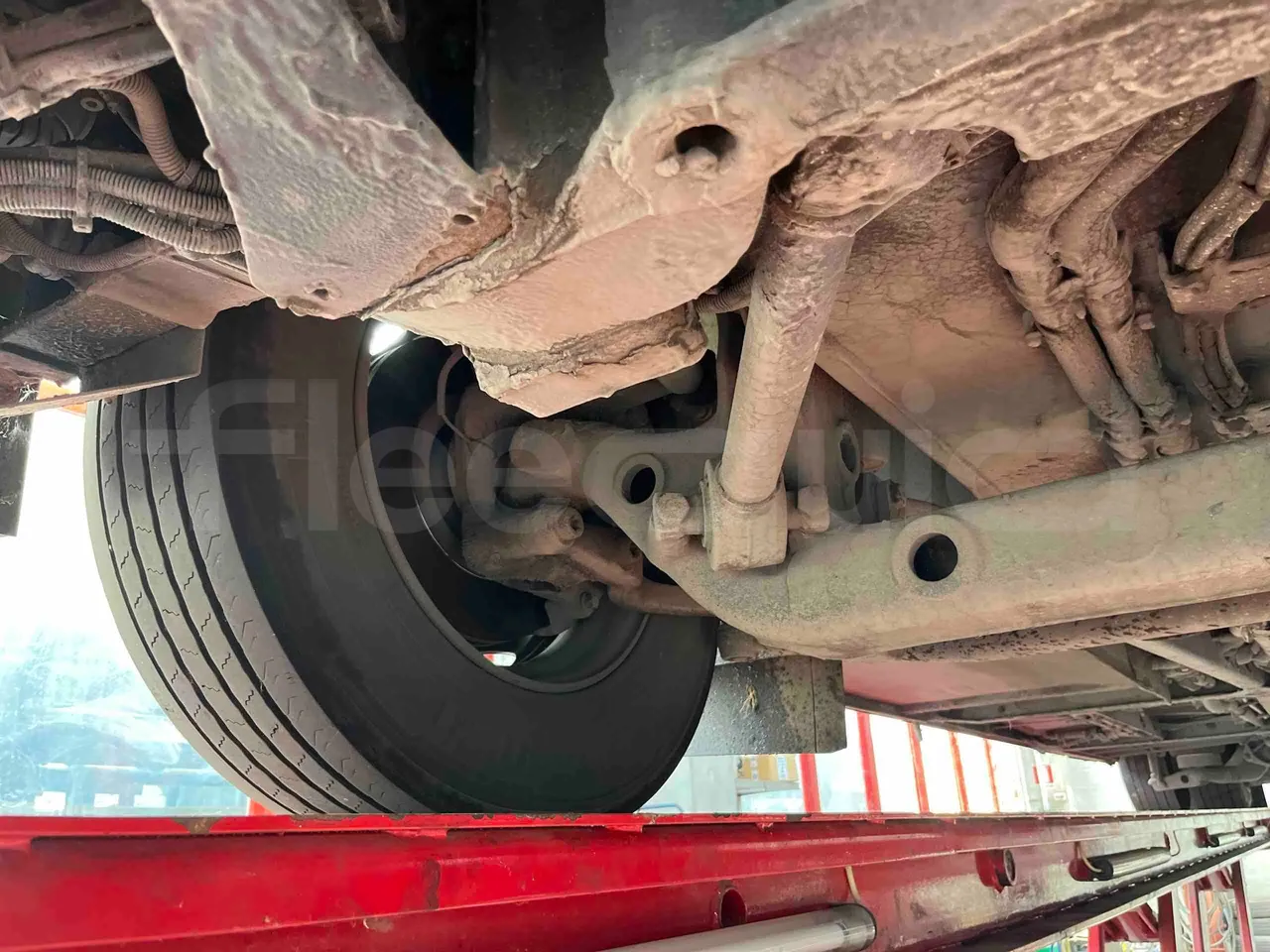 Man A20 - front axle right side