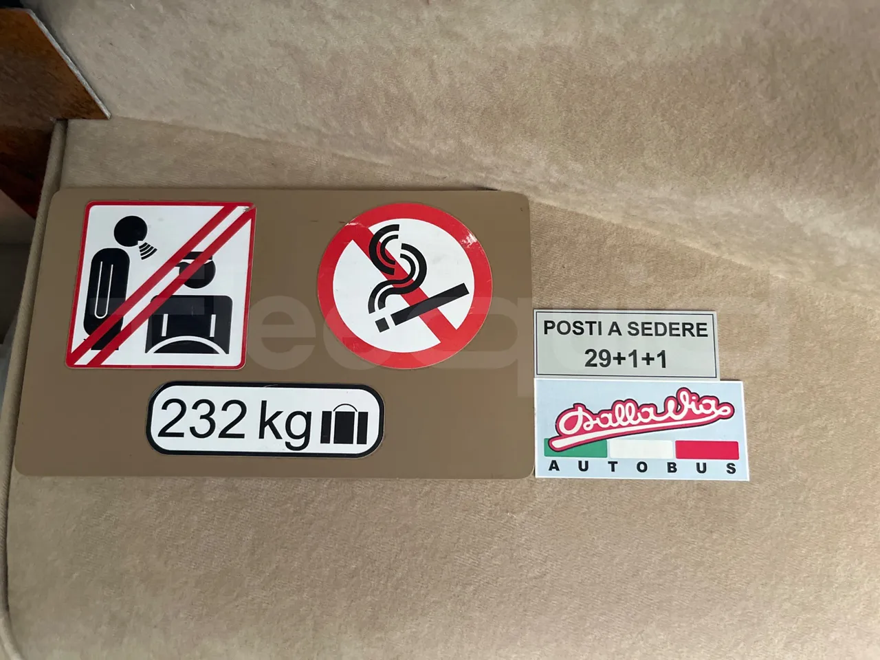 Iveco Daily DYPARRO - EUR6 - 312kW - 8.620m - seat plate photo