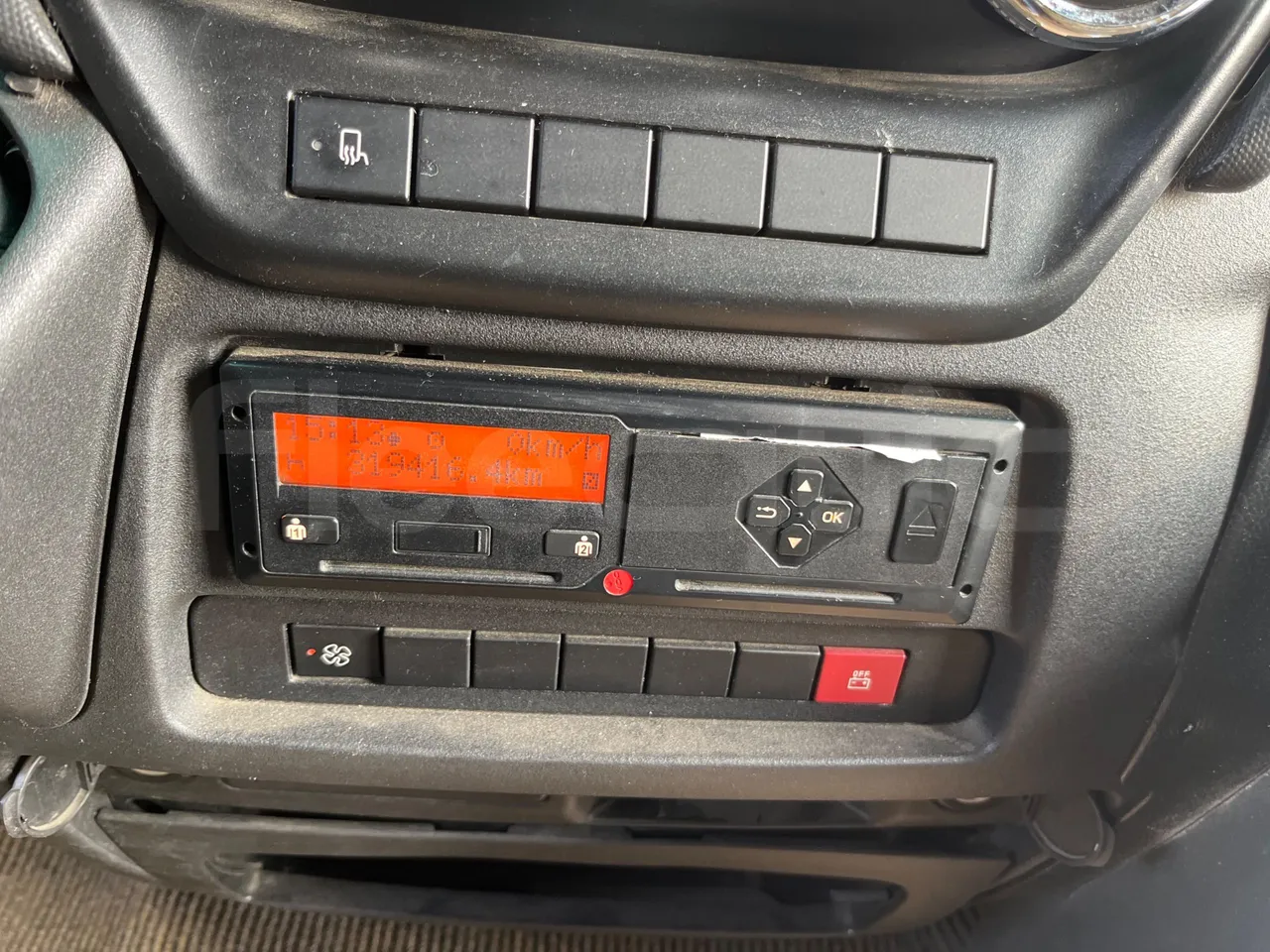 Iveco Daily DYPARRO - EUR6 - 312kW - 8.620m - Tachograph