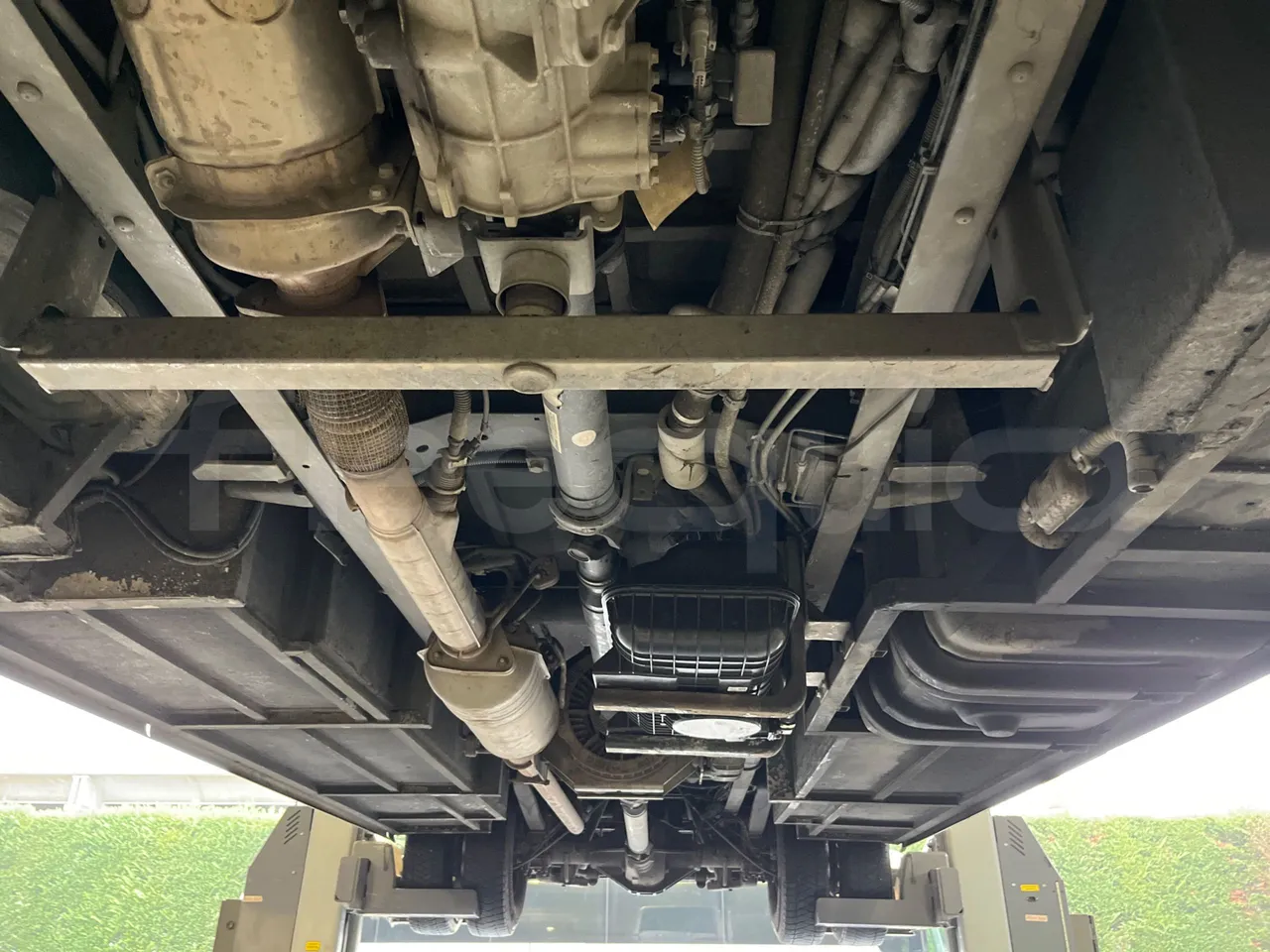 Iveco Daily DYPARRO - EUR6 - 312kW - 8.620m - central undercarriage photo