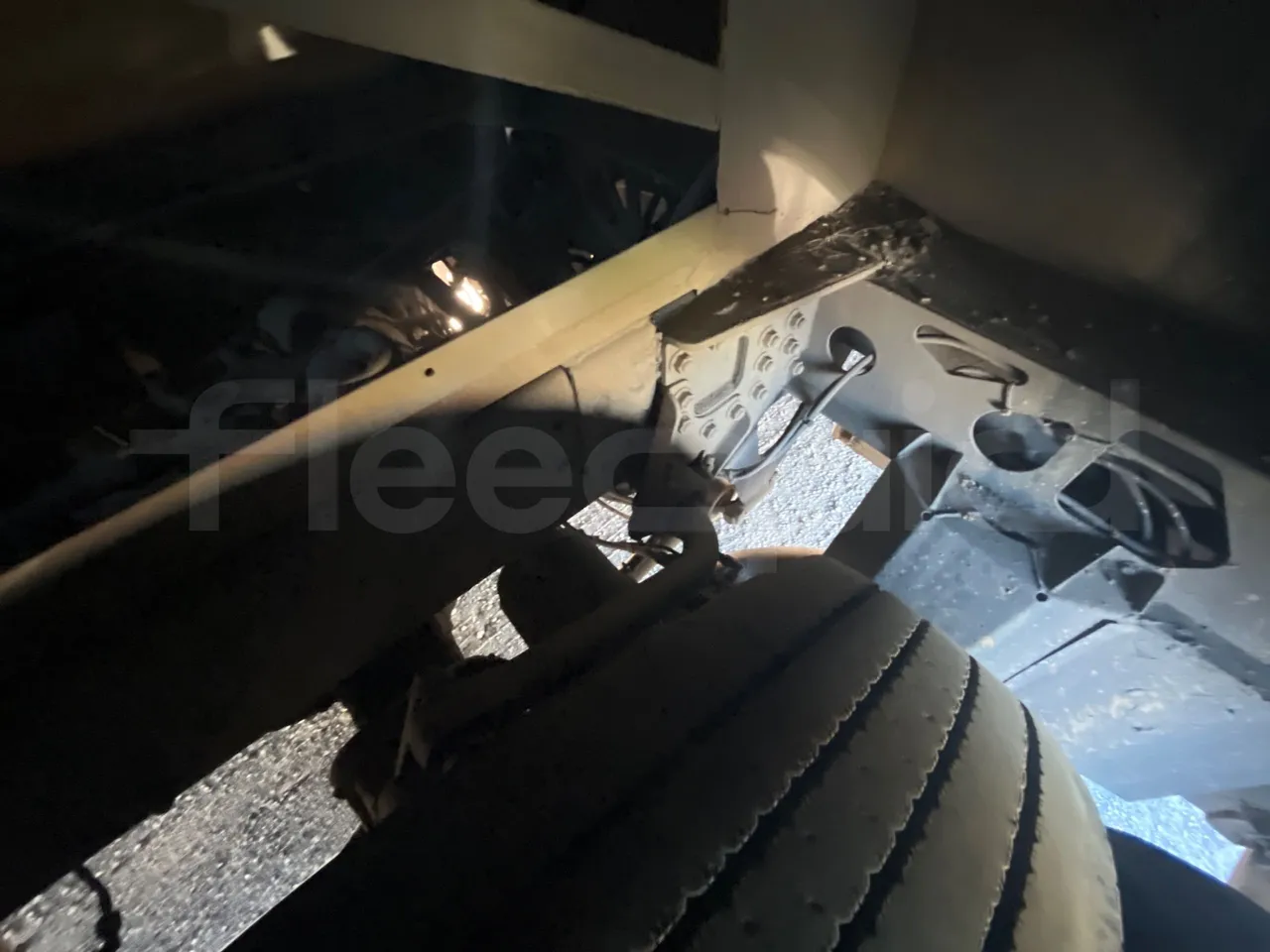 Man Ratio 18440/R33 - Euro 4 - 324 kW - 12,10 mt - axel 3  discs right