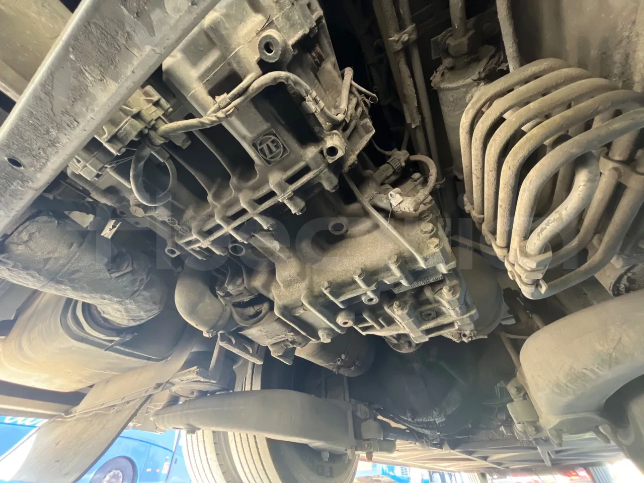 Man Ratio 18440/R33 - Euro 4 - 324 kW - 12,10 mt - exhaust photo