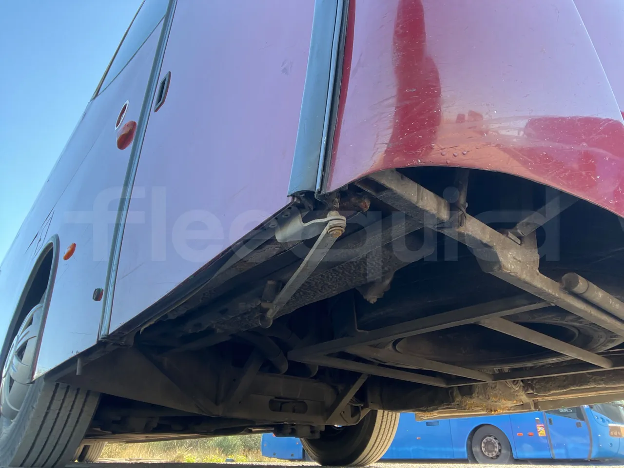 Man Ratio 18440/R33 - Euro 4 - 324 kW - 12,10 mt - front air springs right