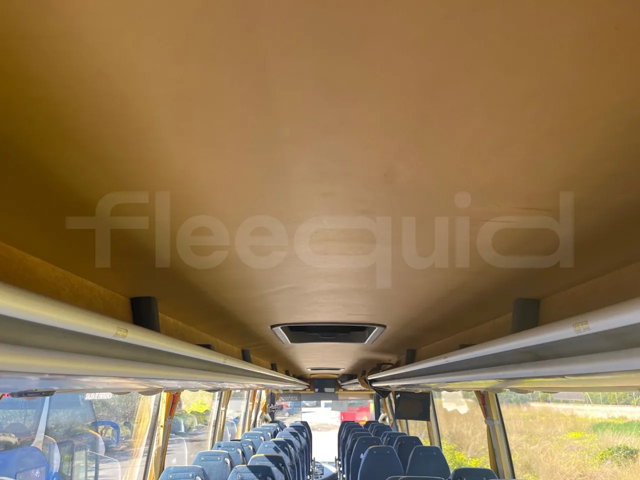 Man Ratio 18440/R33 - Euro 4 - 324 kW - 12,10 mt - overhead compartments photo