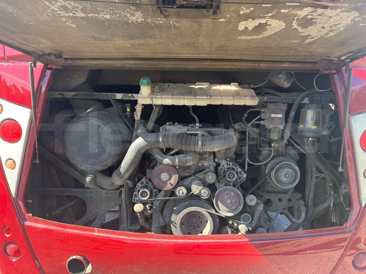 Man Ratio 18440/R33 - Euro 4 - 324 kW - 12,10 mt - rear hatch open