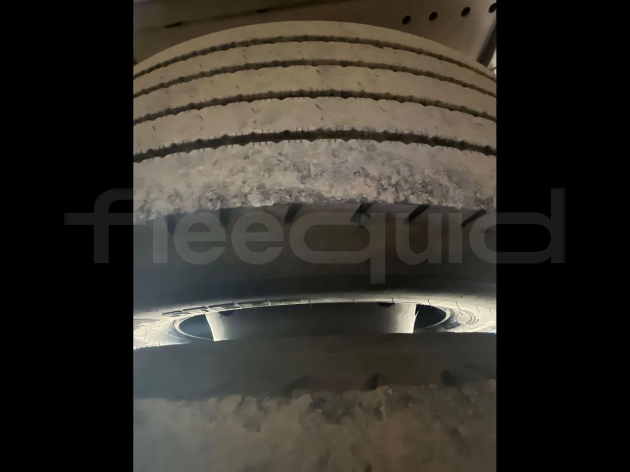 Man Ratio 18440/R33 - Euro 4 - 324 kW - 12,10 mt - axle 2 shock absorbers 1 right