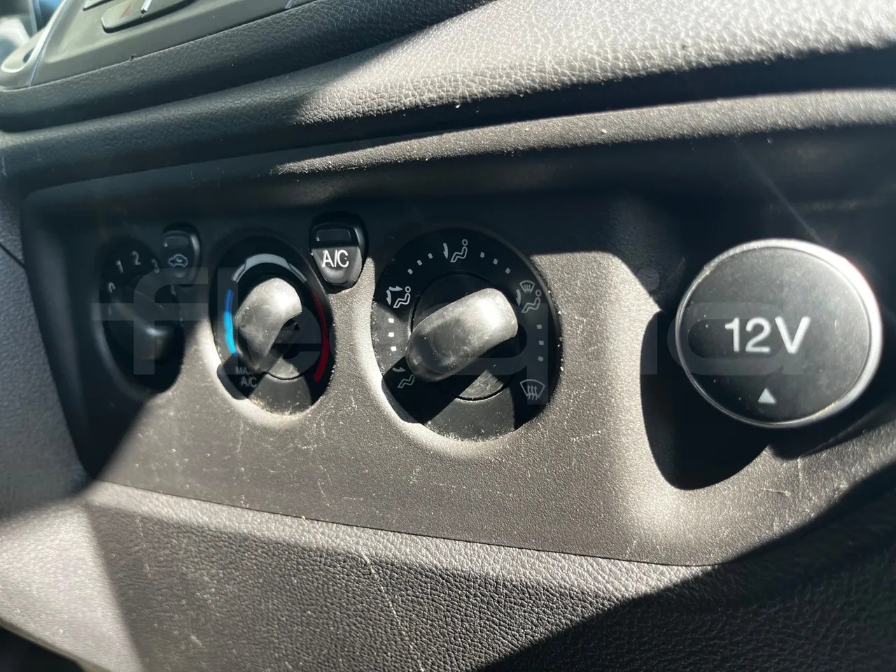 Ford Transit FAD - Euro6B - 125kW - 5.981mt - command unit indicators