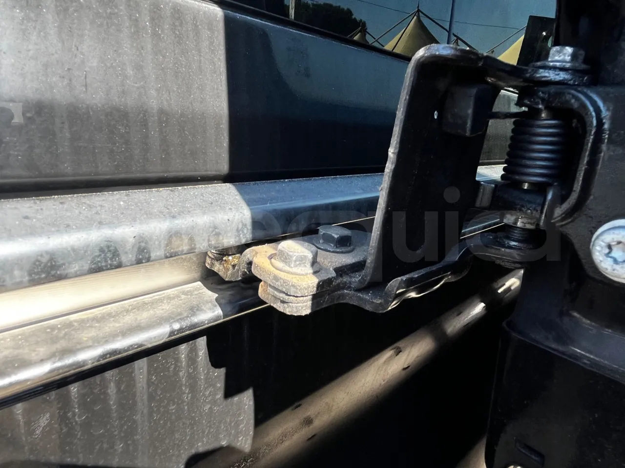 Ford Transit FAD - Euro6B - 125kW - 5.981mt - 3/4 right front doors open