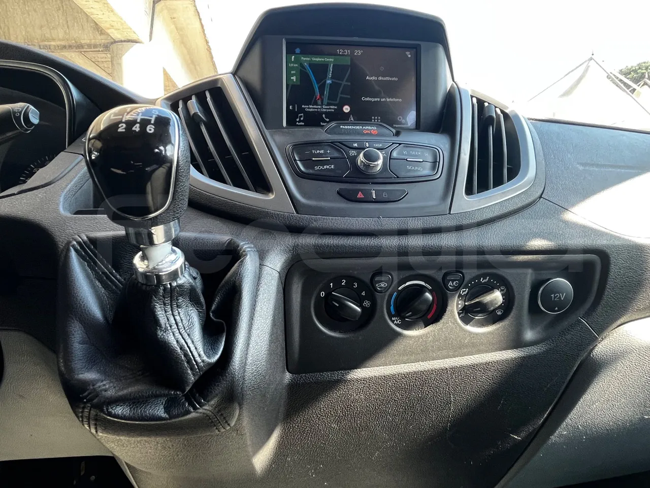 Ford Transit FAD - Euro6B - 125kW - 5.981mt - onboard devices 1