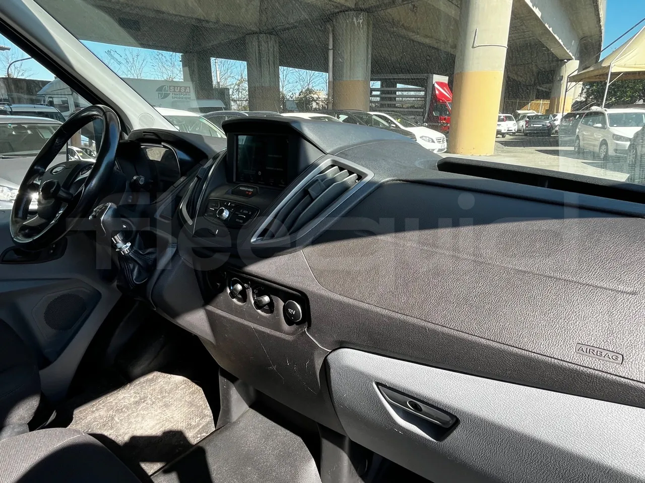 Ford Transit FAD - Euro6B - 125kW - 5.981mt - table detail photo